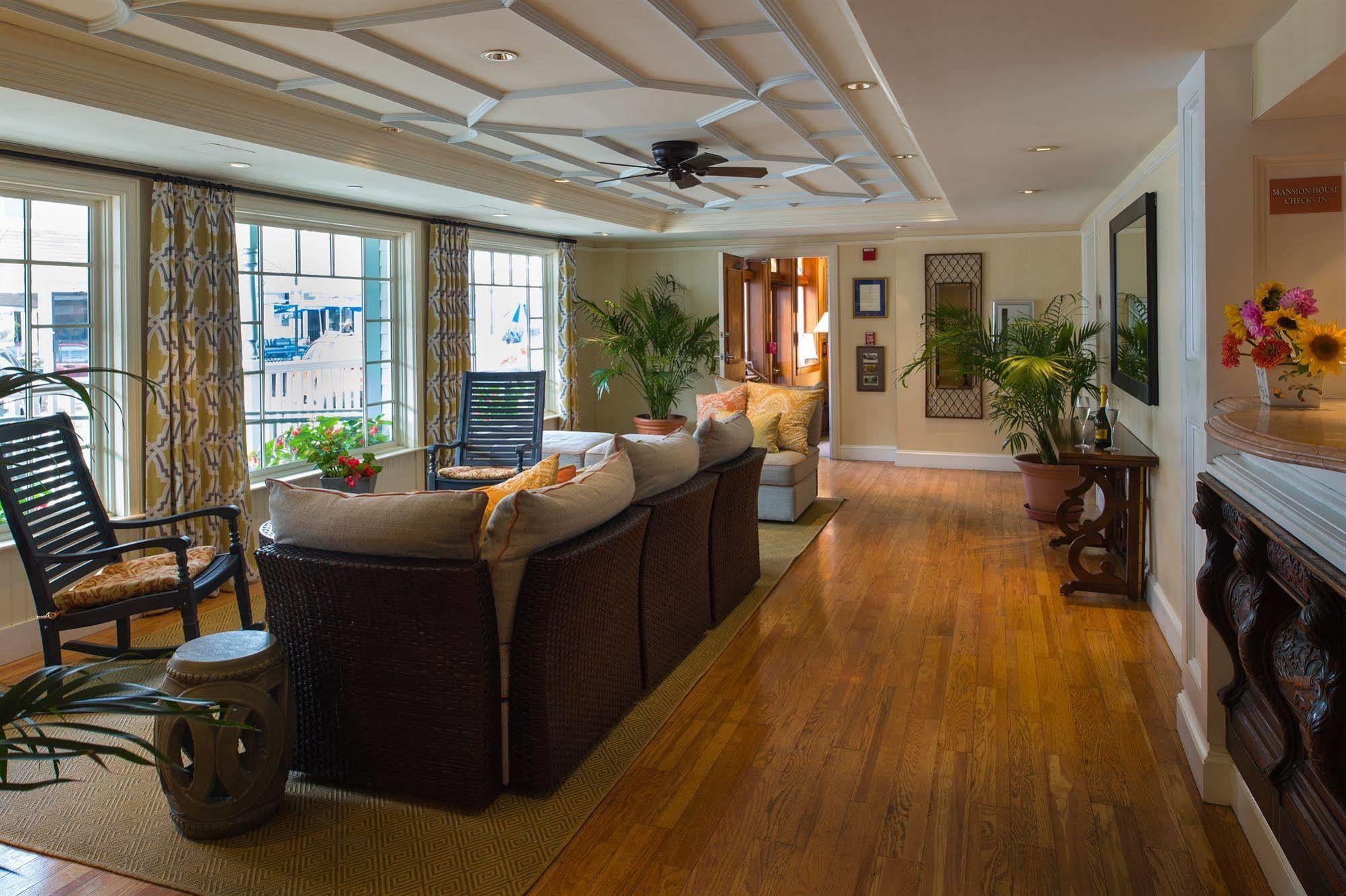 Mansion House Inn فينيارد هافن المظهر الخارجي الصورة